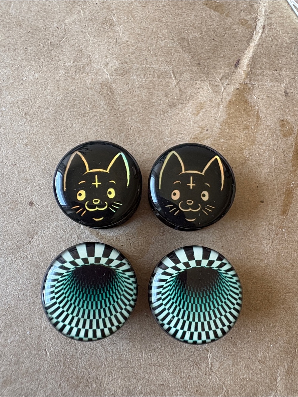 2pairs Plugs Black Cat & Teal Checkered Optical